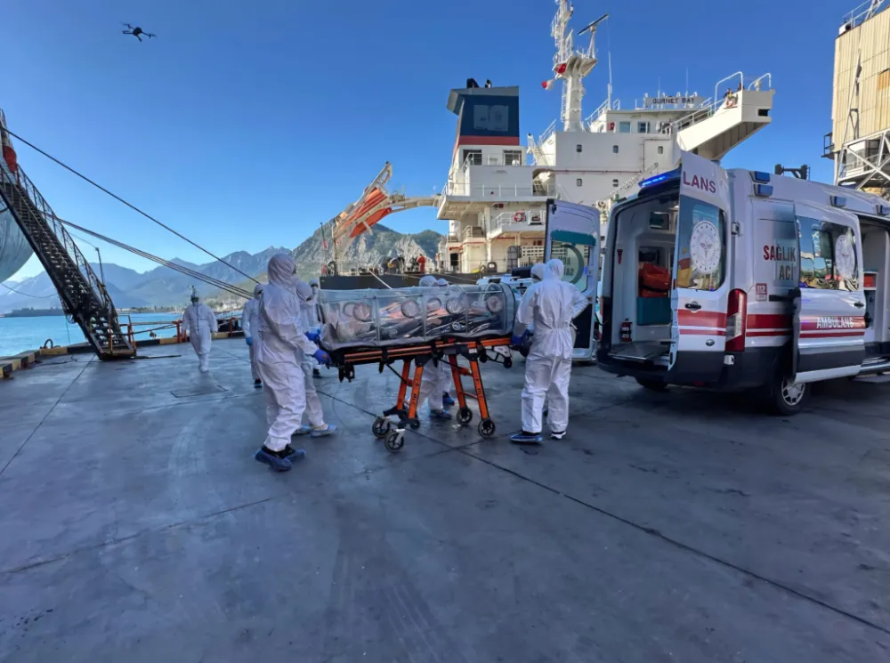 Antalya Limanı’nda Halk Sağlığı Acil Durum Tatbikatı gerçekleştirildi