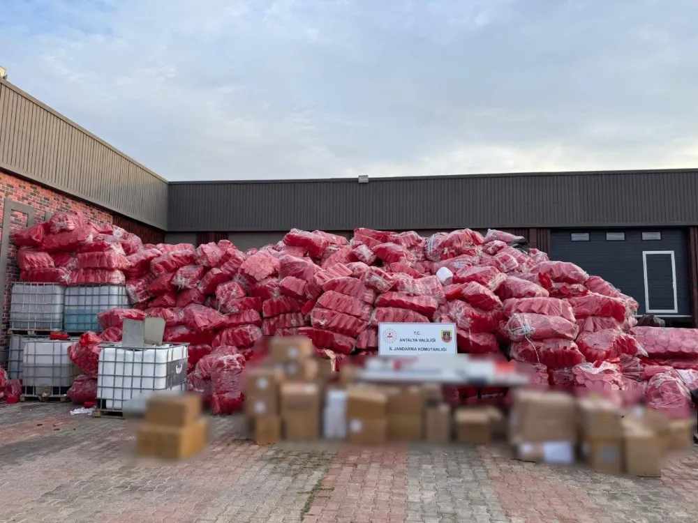 Kepez İlçesinde Kaçak Alkol Operasyonu