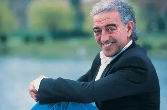 Edip Akbayram hayatını kaybetti