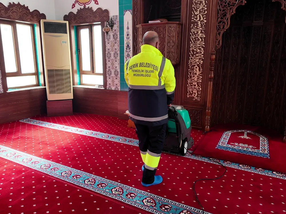 SERİK BELEDİYESİ BAYRAMA HAZIR!