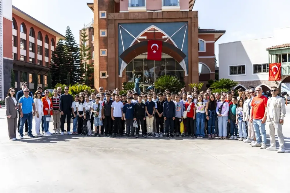 MEGASARAY CLUB BELEK’TE 23 NİSAN COŞKUSU: EKO OKUL PROJESİYLE SÜRDÜRÜLEBİLİR GELECEĞE ADIM