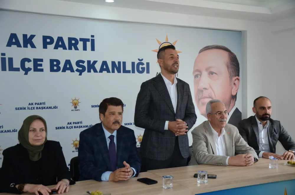 Ak Parti Bayramlaştı
