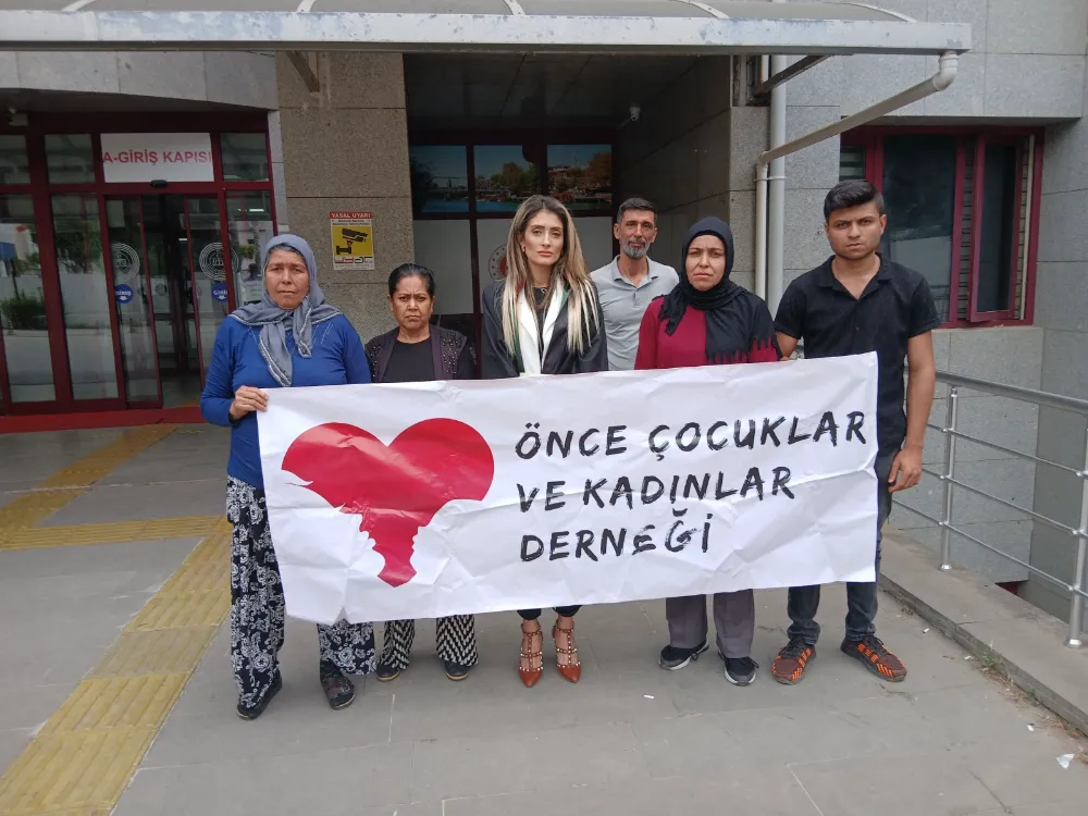 ‘Çay kaşığını boğazına sapladım’