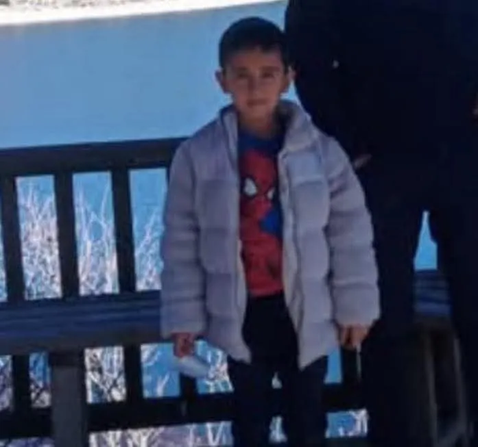 Serik’te otomobilin çarptığı 7 yaşındaki çocuk yaşam mücadelesini kaybetti