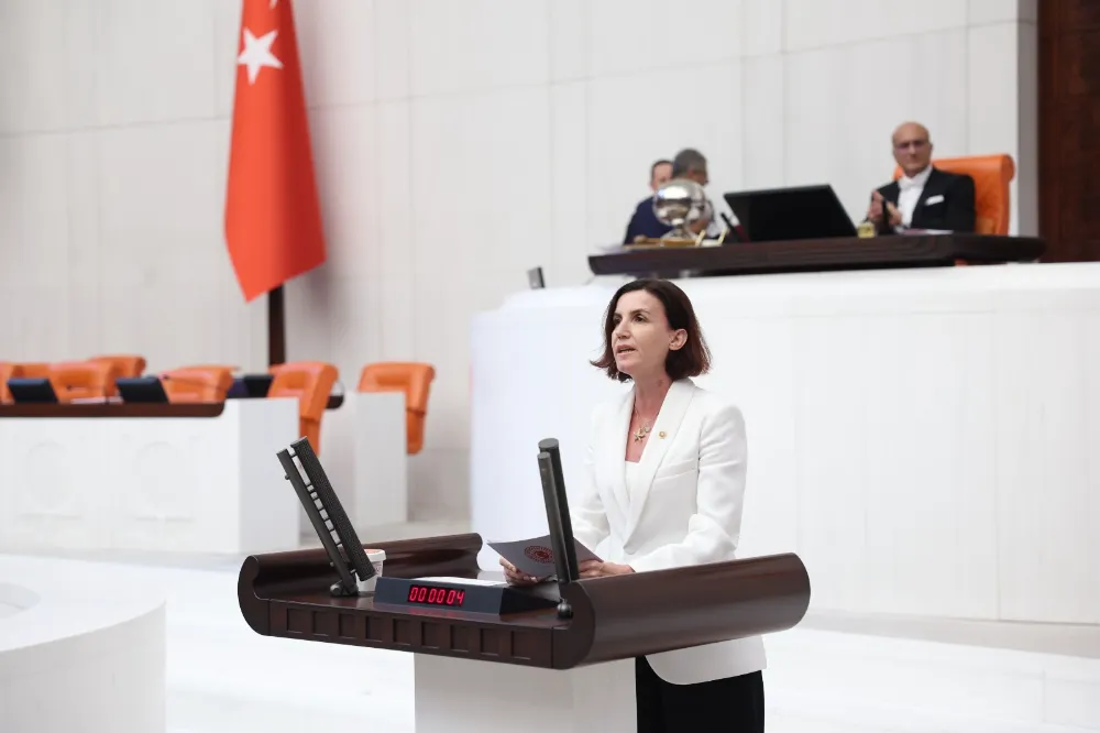 Coşar: Orman Yangınları Sadece Ağaçları Değil, Bir Geleceği Yok Ediyor