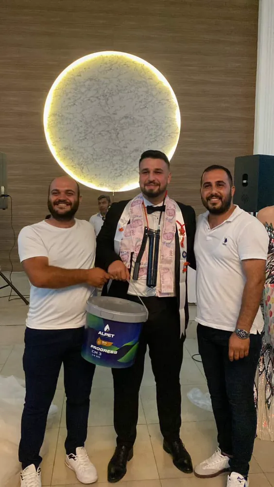 Serik’te Takı töreninde damada Gres pompası ve Gres yağı hediye edildi 