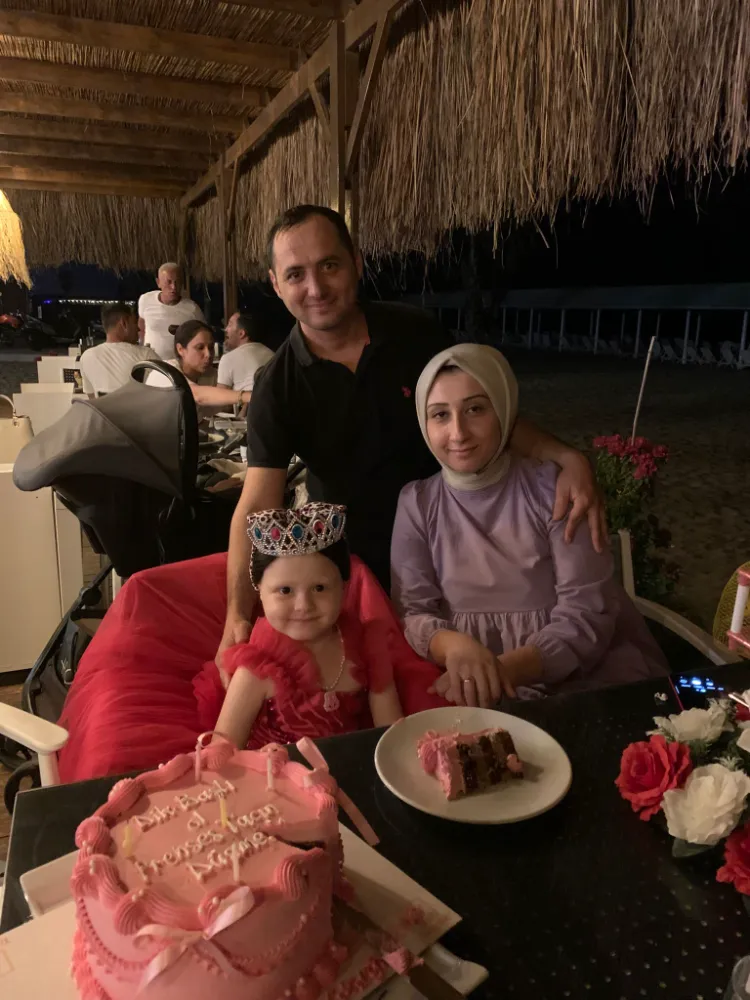 Serik’te Belediye çalışanlarından Alopesi Hastası küçük kıza sürpriz doğum günü kutlaması