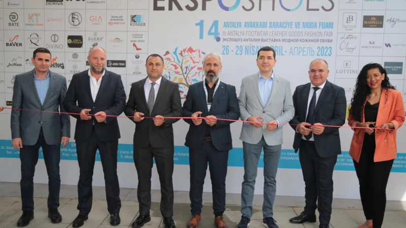 Eksposhoes Ayakkabı Saraciye ve Moda Fuarı Belek’te açıldı