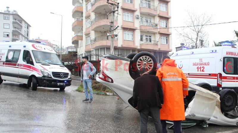 Hastane yolunda kazada 1 kişi yaralandı