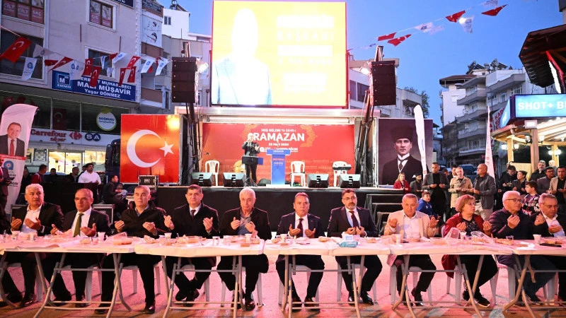Başkan Böcek, Serikli vatandaşlarla buluştu