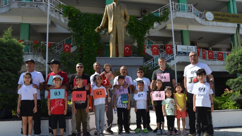 Serik’te dede ve torunları yarıştı