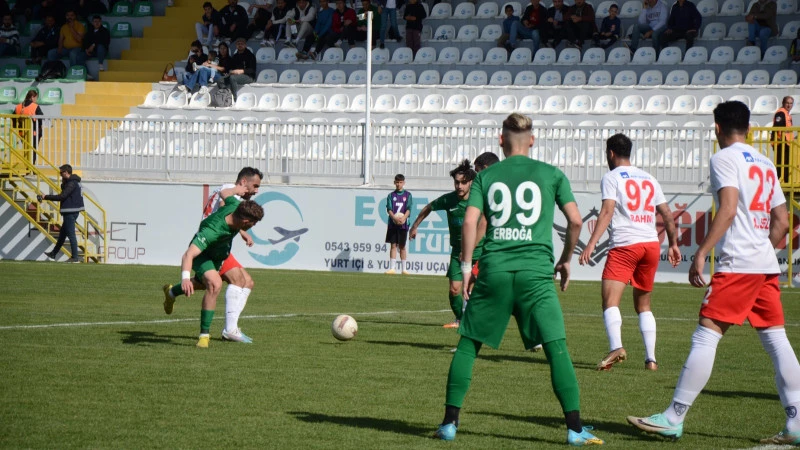 Serik evinde berabere kaldı