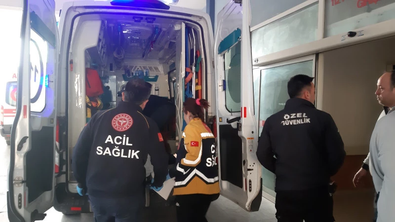 Serik’te öğrenci servisi kaza yaptı