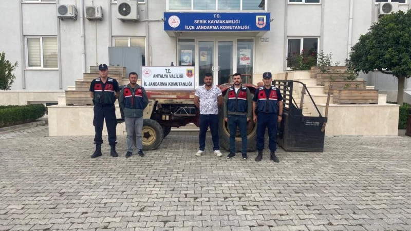 Serik’te Traktör Hırsızlarını Jandarma Ekipleri Yakaladı