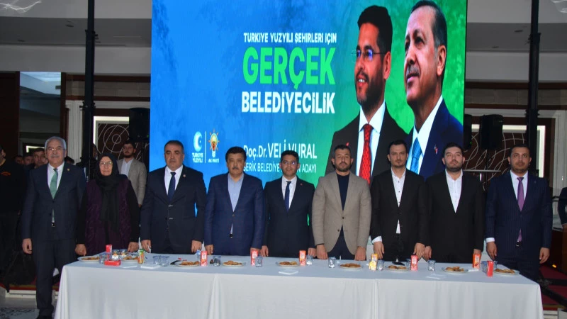 Veli Vural, “İLÇEMİZİN DOKTORU OLMAYA GELİYORUM”
